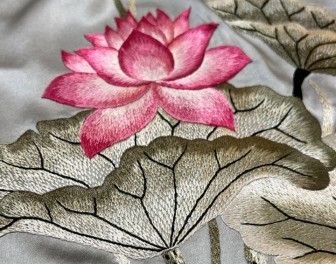 Silk Scarf Gift for Women: Choose by Style, Color and Use